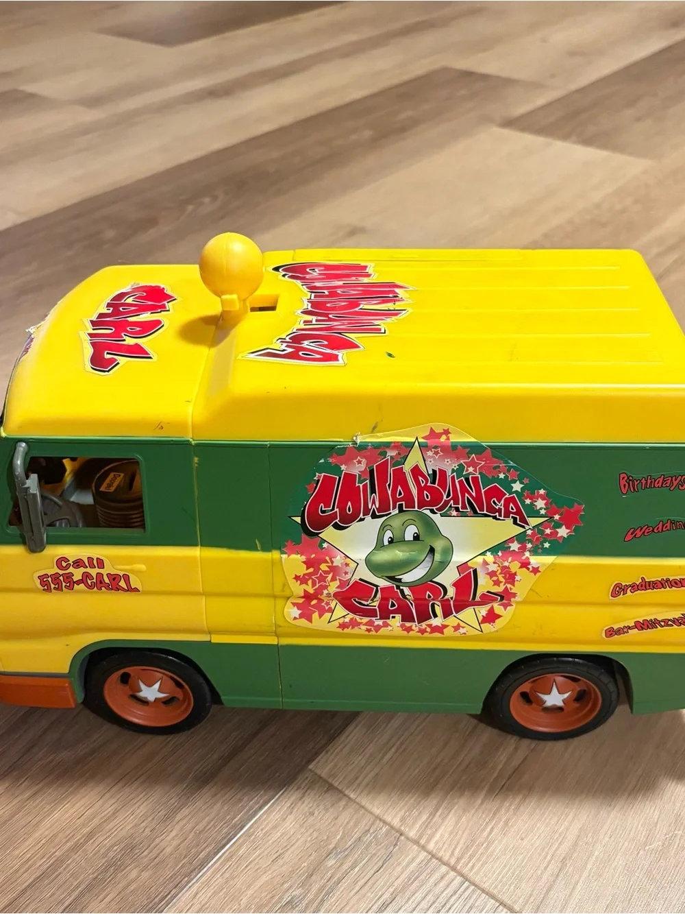 Vintage 2006 TMNT Cowabunga Carl Pizza Party Van - Playmates Toys